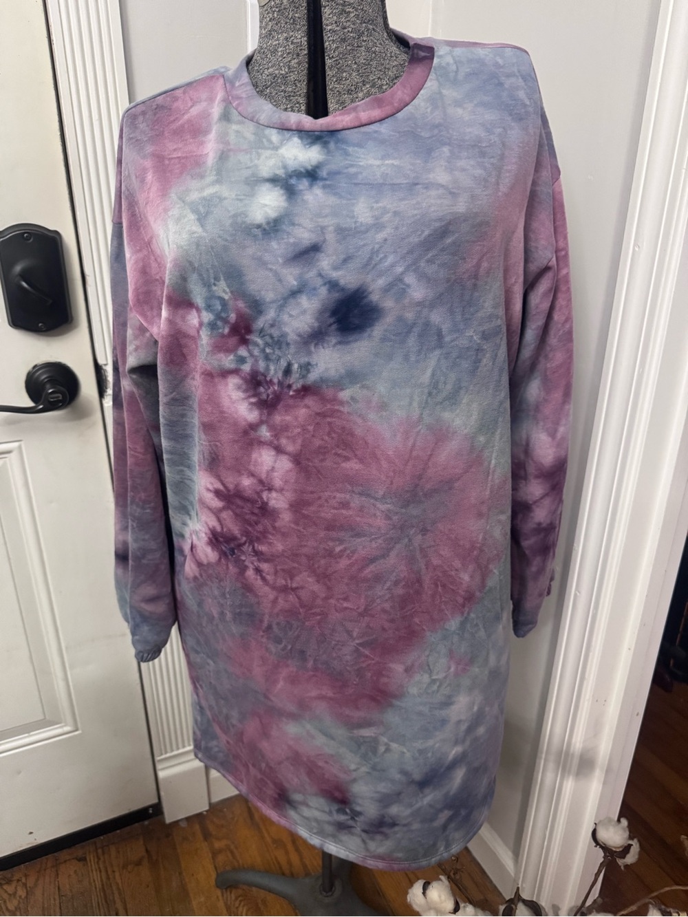 Women’s Good Luck Gem Tie-Dye Crewneck Dress in Lavender and Blue Medium